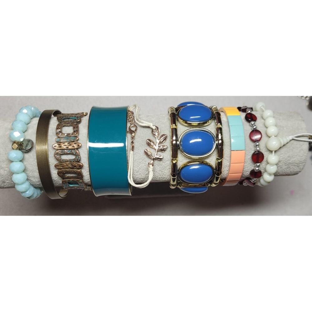 9 Pc Vtg Bracelet Lot Mixed Styles Fixed & Stretch Bangle Eclectic Stackable